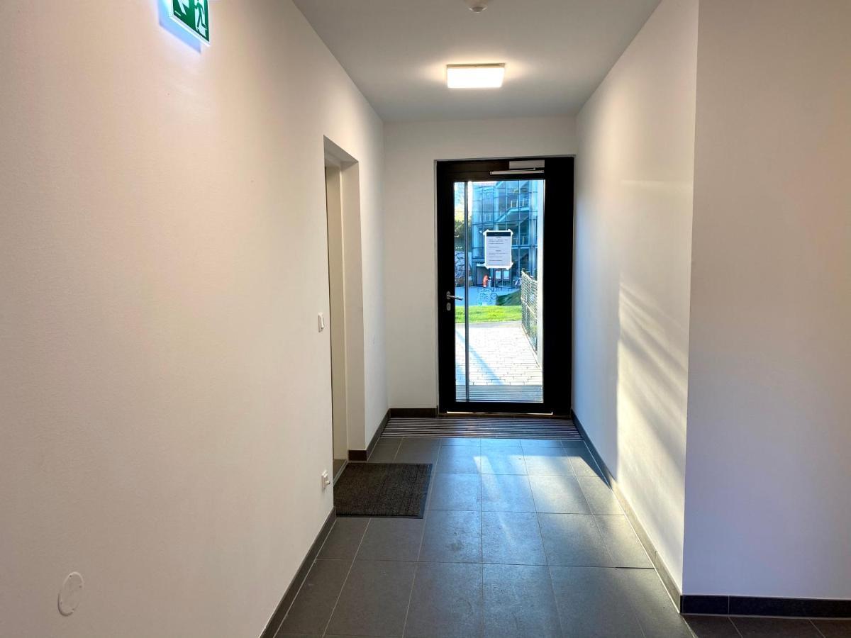 Topmodernes Sonnenwohnen Apartment Bei U-Bahn Und Therme Wien Oberlaa, 15 Min Bis Stephansplatz Zewnętrze zdjęcie