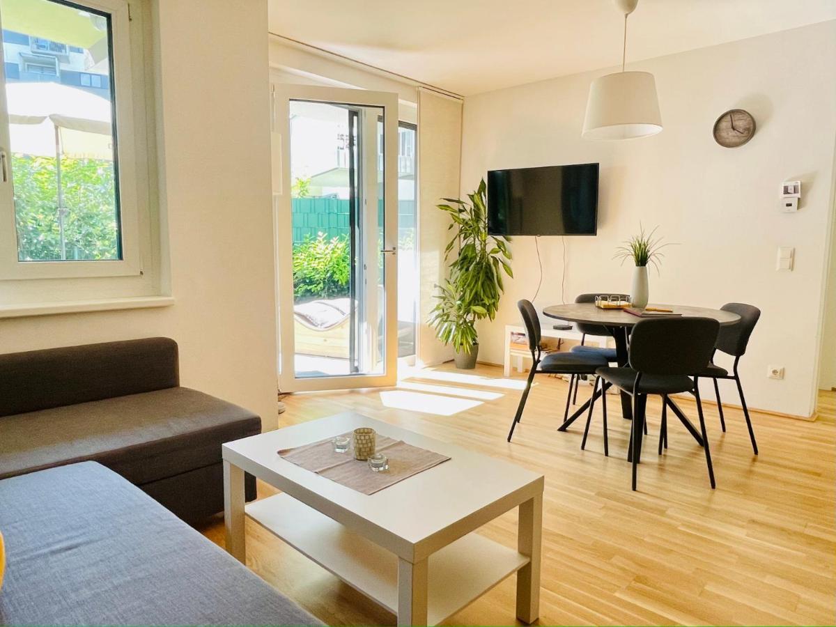 Topmodernes Sonnenwohnen Apartment Bei U-Bahn Und Therme Wien Oberlaa, 15 Min Bis Stephansplatz Zewnętrze zdjęcie